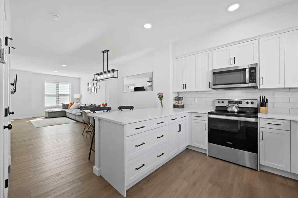 MLS® A2251386 - 656 Savanna Boulevard NE in Saddle Ridge Calgary, Residential