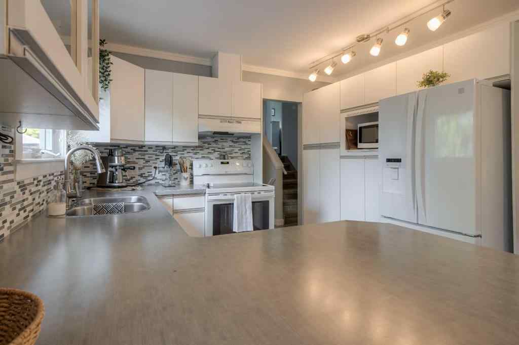 MLS® A2251391 - 2309 22 Avenue  in NONE Coaldale, Residential