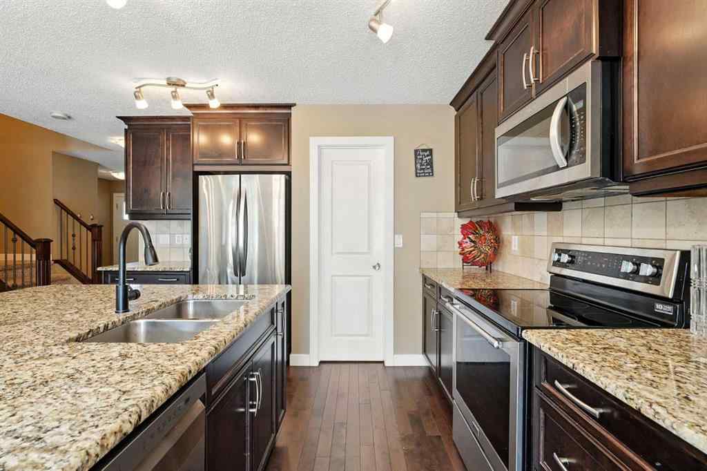 MLS® A2251393 - 124 Kingsbridge Way SE in Kings Heights Airdrie, Residential
