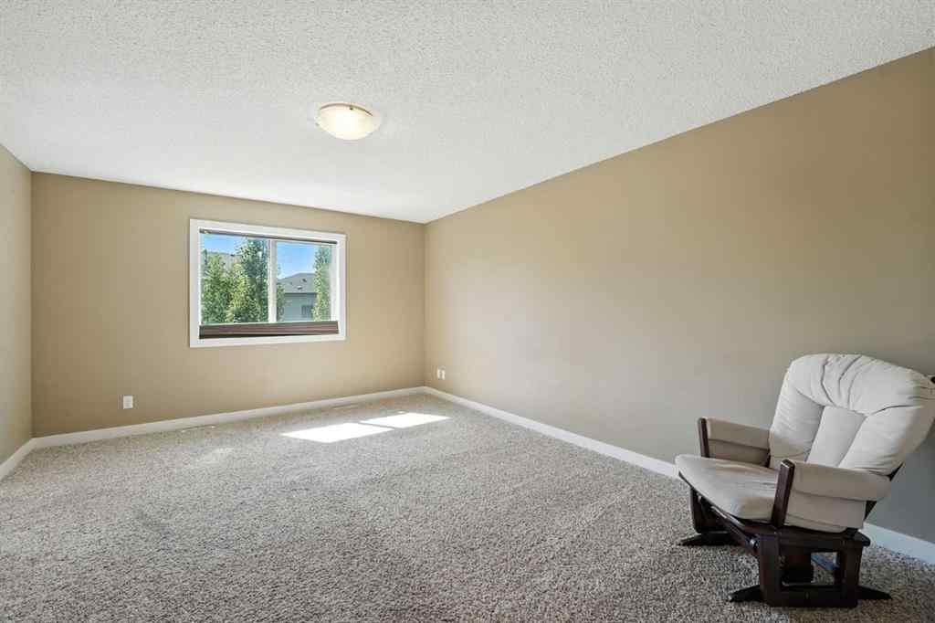 MLS® A2251393 - 124 Kingsbridge Way SE in Kings Heights Airdrie, Residential