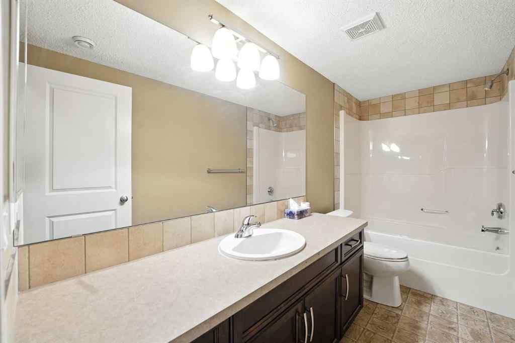 MLS® A2251393 - 124 Kingsbridge Way SE in Kings Heights Airdrie, Residential