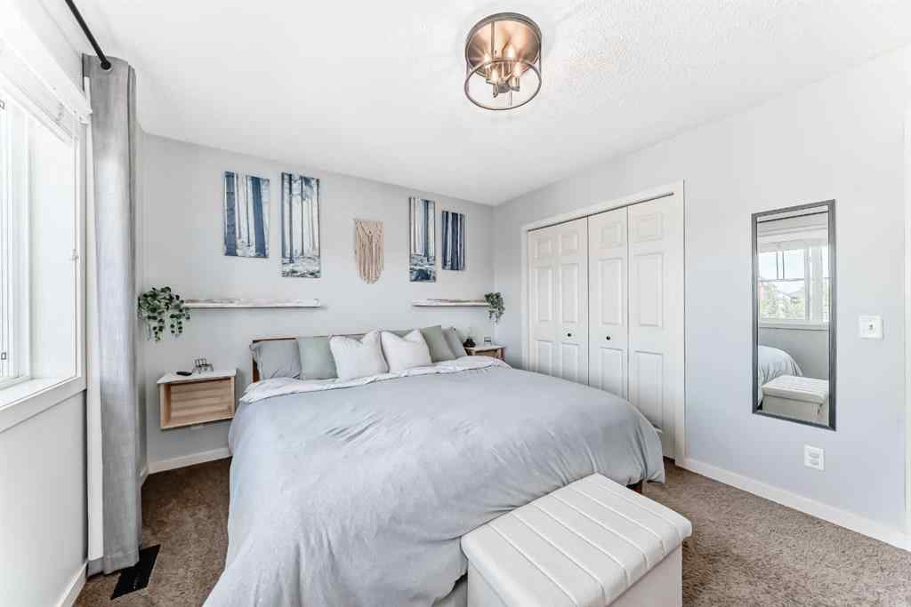 MLS® A2251395 - 28 Sunset Road  in Sunset Ridge Cochrane, Residential