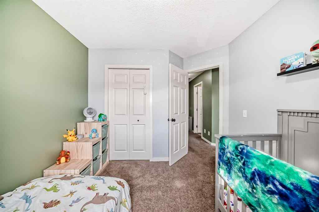 MLS® A2251395 - 28 Sunset Road  in Sunset Ridge Cochrane, Residential