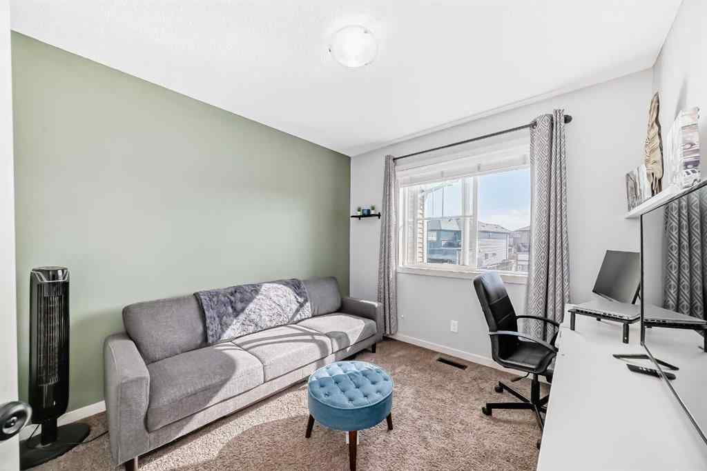 MLS® A2251395 - 28 Sunset Road  in Sunset Ridge Cochrane, Residential