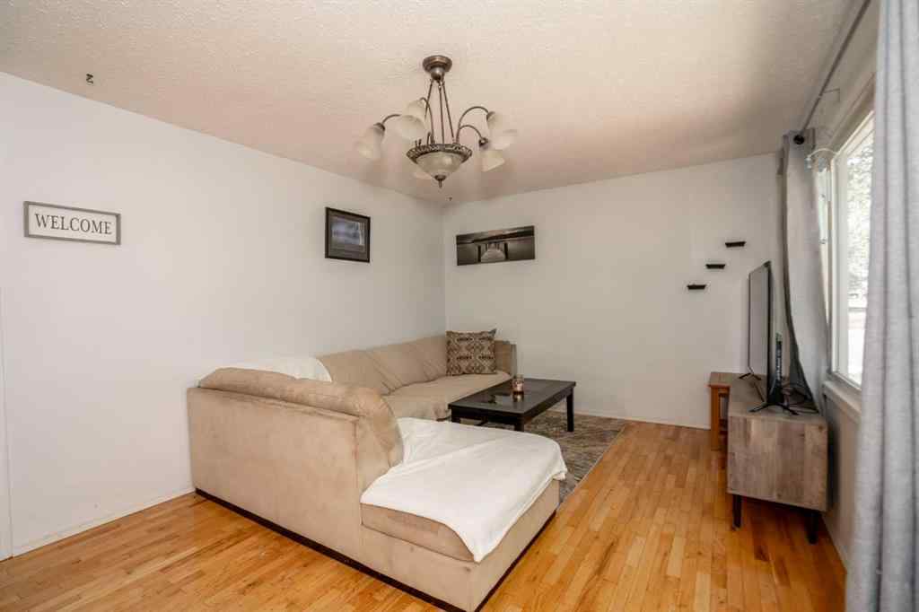 MLS® A2251397 - 4915 53 St   in NONE Grimshaw, Residential