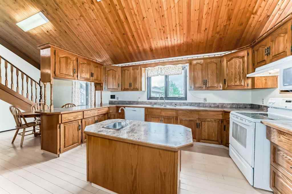 MLS® A2251400 - 3859 51 Ave Close   in Riverside Ponoka, Residential