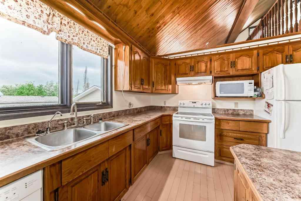 MLS® A2251400 - 3859 51 Ave Close   in Riverside Ponoka, Residential