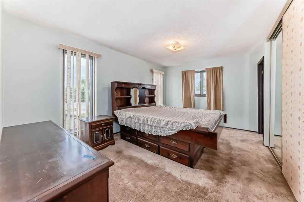 MLS® A2251400 - 3859 51 Ave Close   in Riverside Ponoka, Residential