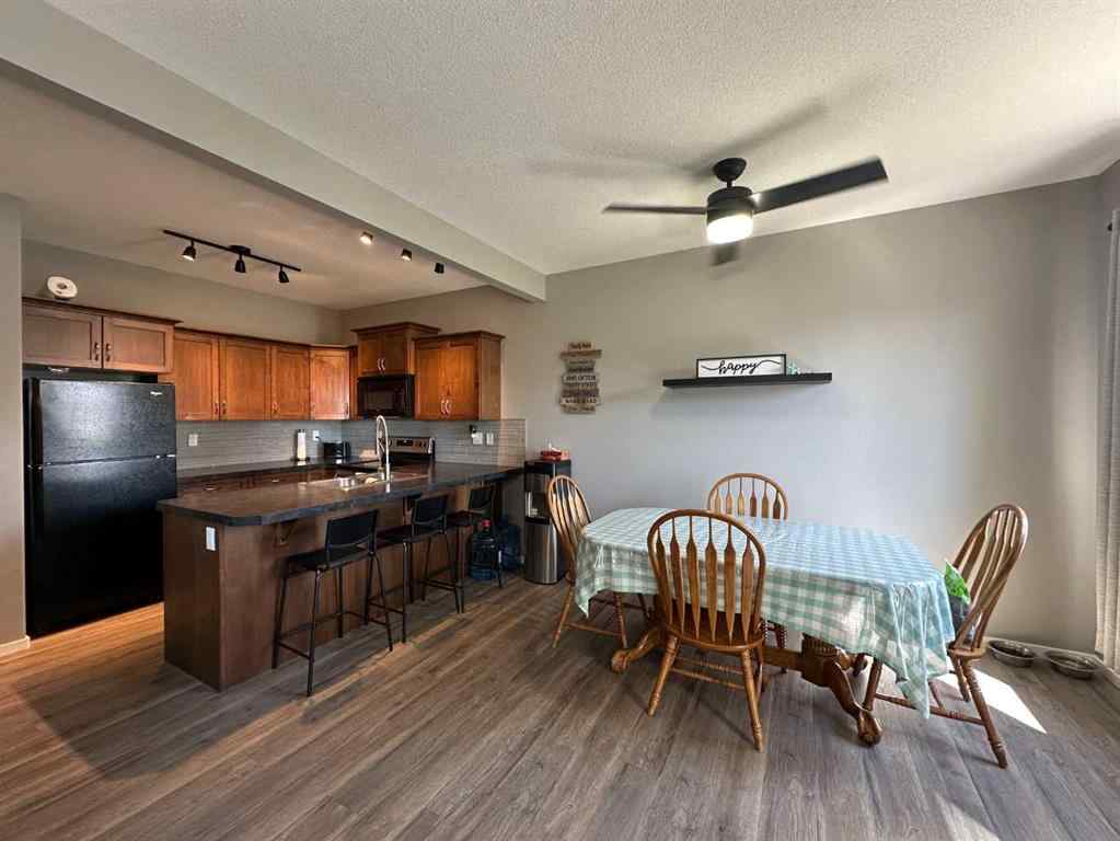 MLS® A2251402 - 5815 63 Avenue Close  in Lucas Heights Ponoka, Residential