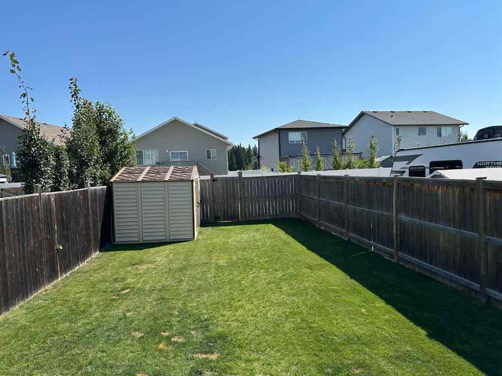 MLS® A2251402 - 5815 63 Avenue Close  in Lucas Heights Ponoka, Residential