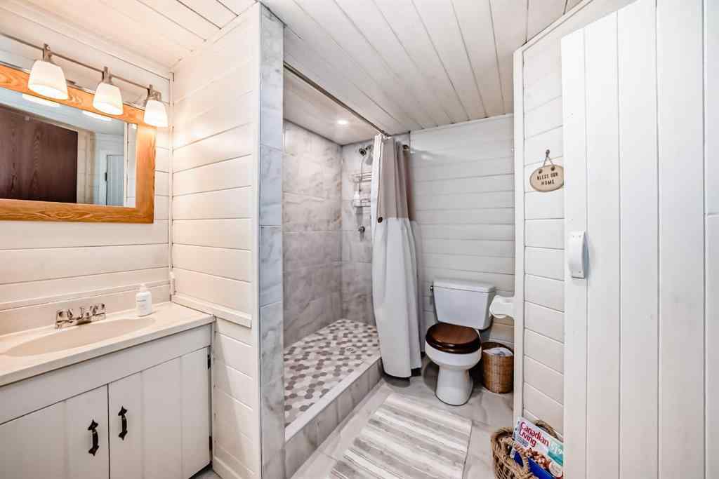 MLS® A2251408 - 3919 39 Street Close   in Riverside Ponoka, Residential