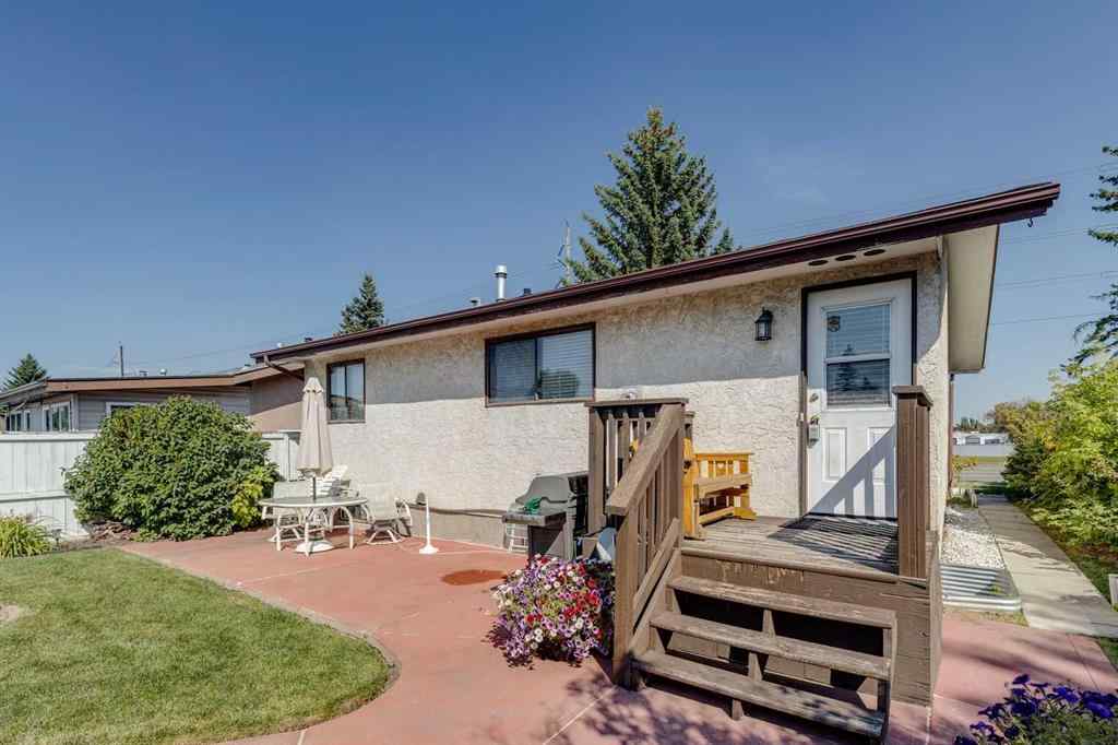 MLS® A2251410 - 1311 68 Street NE in Marlborough Park Calgary, Residential