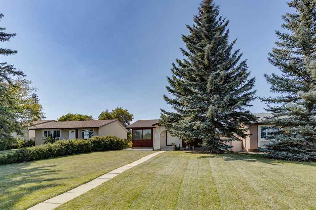 MLS® A2251410 - 1311 68 Street NE in Marlborough Park Calgary, Residential