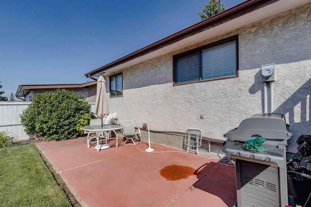 MLS® A2251410 - 1311 68 Street NE in Marlborough Park Calgary, Residential
