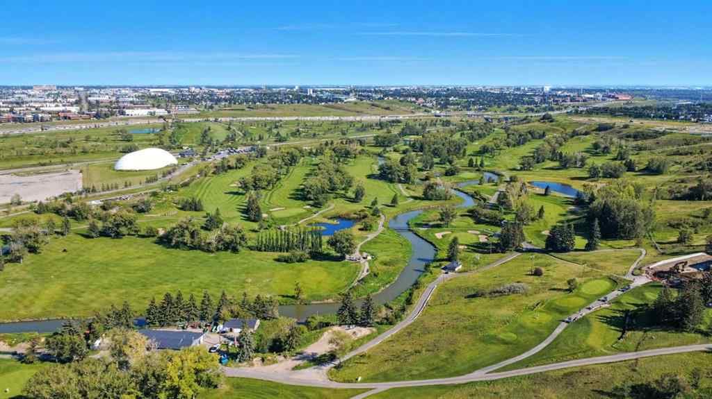 MLS® A2251411 - 432 25 Avenue NE in Winston Heights/Mountview Calgary, Residential