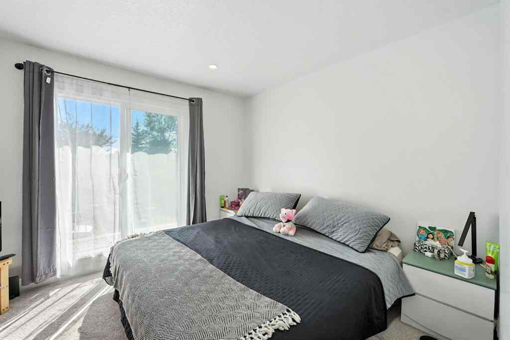 MLS® A2251411 - 432 25 Avenue NE in Winston Heights/Mountview Calgary, Residential