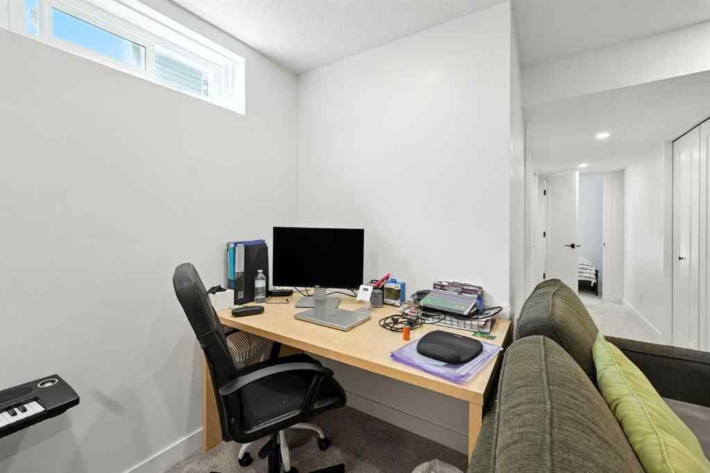 MLS® A2251411 - 432 25 Avenue NE in Winston Heights/Mountview Calgary, Residential