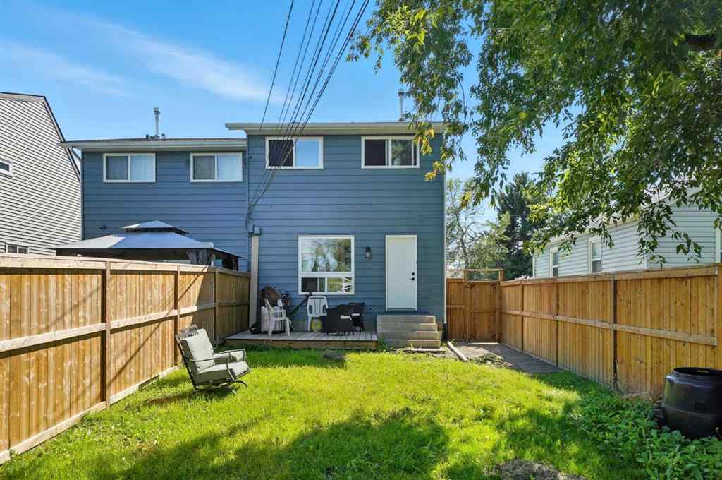 MLS® A2251411 - 432 25 Avenue NE in Winston Heights/Mountview Calgary, Residential