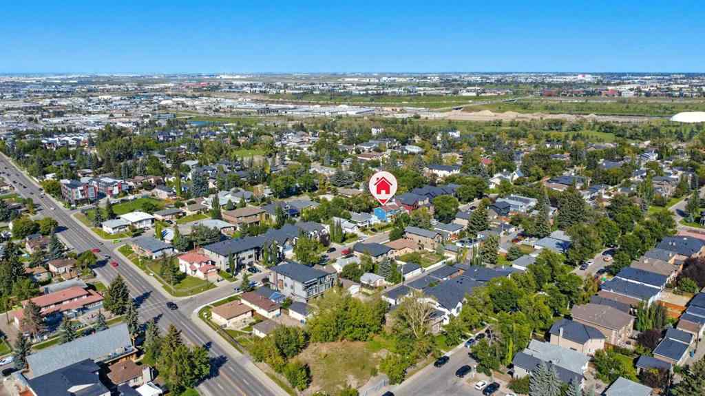 MLS® A2251411 - 432 25 Avenue NE in Winston Heights/Mountview Calgary, Residential