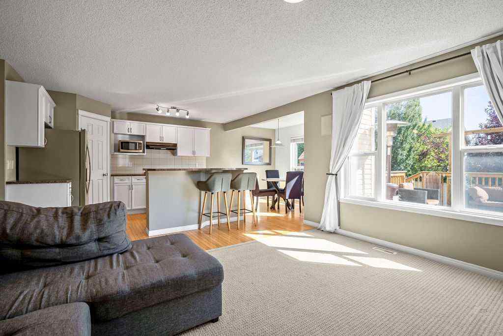 MLS® A2251412 - 275 Cougar Plateau Way SW in Cougar Ridge Calgary, Residential