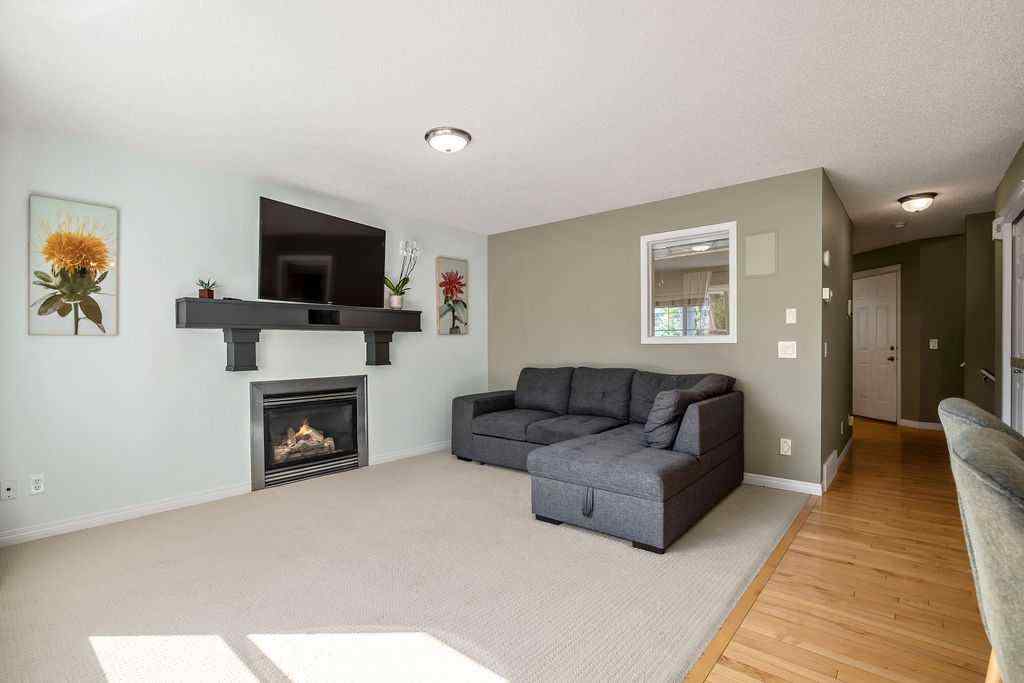 MLS® A2251412 - 275 Cougar Plateau Way SW in Cougar Ridge Calgary, Residential