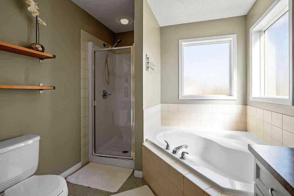 MLS® A2251412 - 275 Cougar Plateau Way SW in Cougar Ridge Calgary, Residential