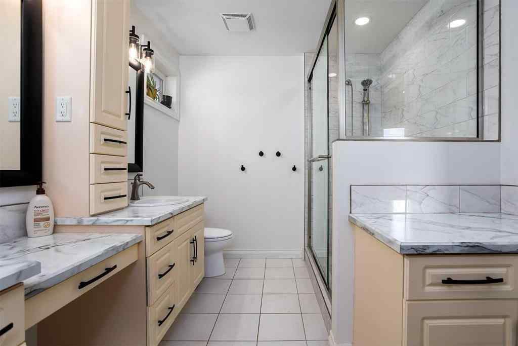 MLS® A2251417 - 3317 52B Street  in Creekview Camrose, Residential
