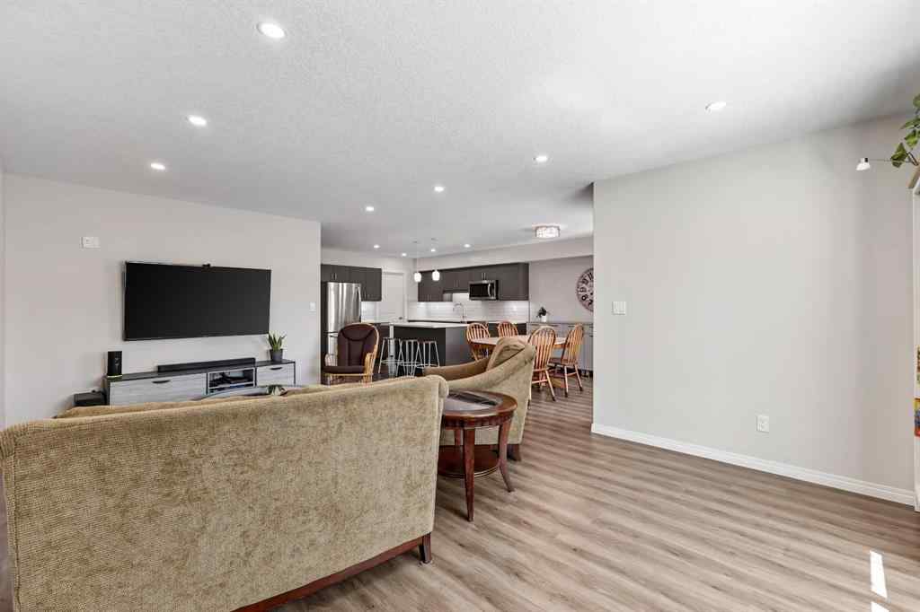 MLS® A2251419 - 10 Poplar Ridge Close  in NONE Didsbury, Residential