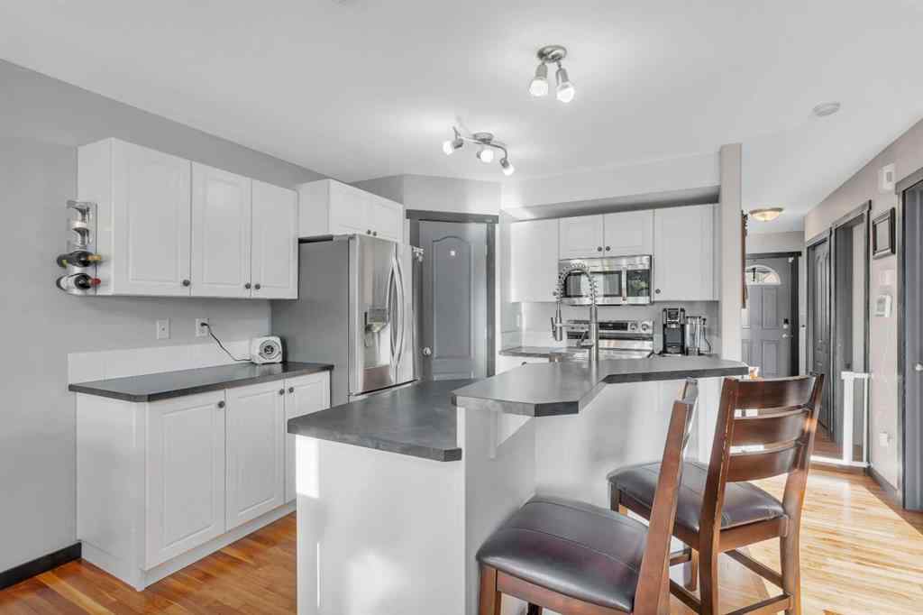 MLS® A2251421 - 76 Arthur Close  in Aspen Ridge Red Deer, Residential