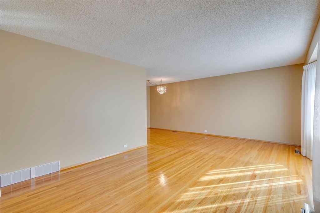 MLS® A2251423 - 5751 Dalmead Crescent NW in Dalhousie Calgary, Residential