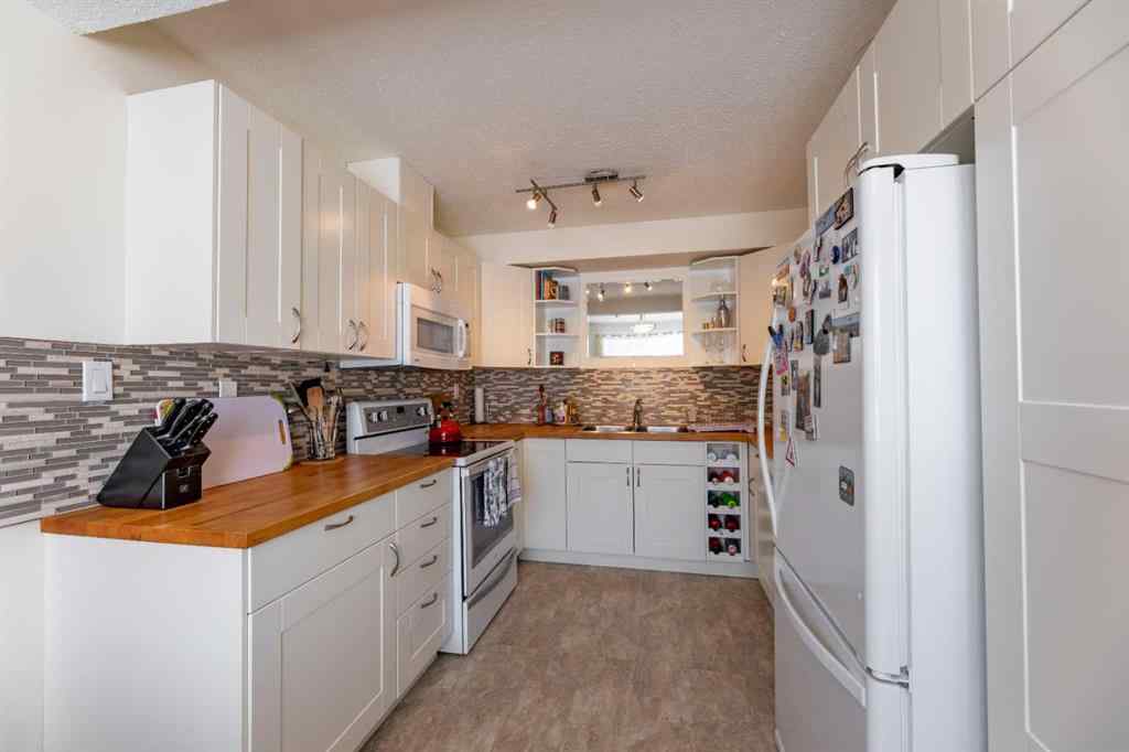 MLS® A2251427 - Unit #316 457 Collinge Road  in Hillcrest Hinton, Residential