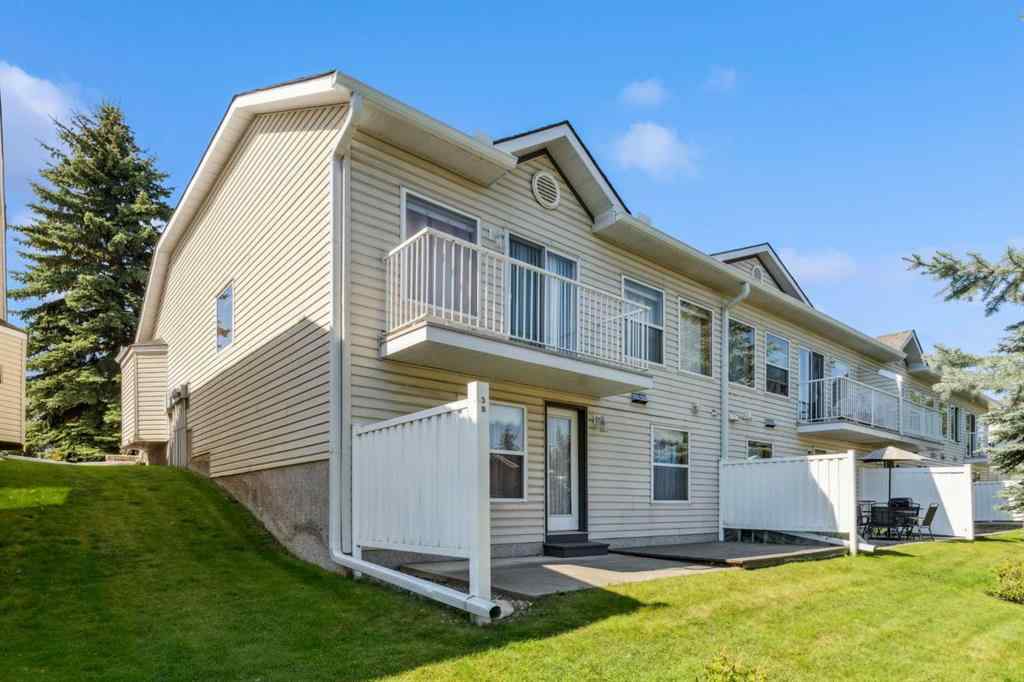 MLS® A2251429 - 38 Somervale Point SW in Somerset Calgary, Residential