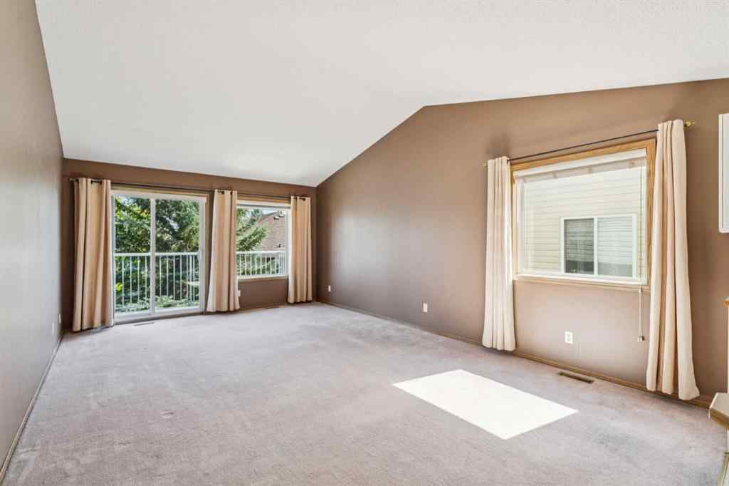 MLS® A2251429 - 38 Somervale Point SW in Somerset Calgary, Residential