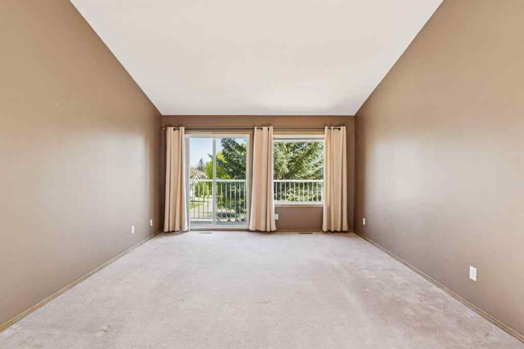 MLS® A2251429 - 38 Somervale Point SW in Somerset Calgary, Residential