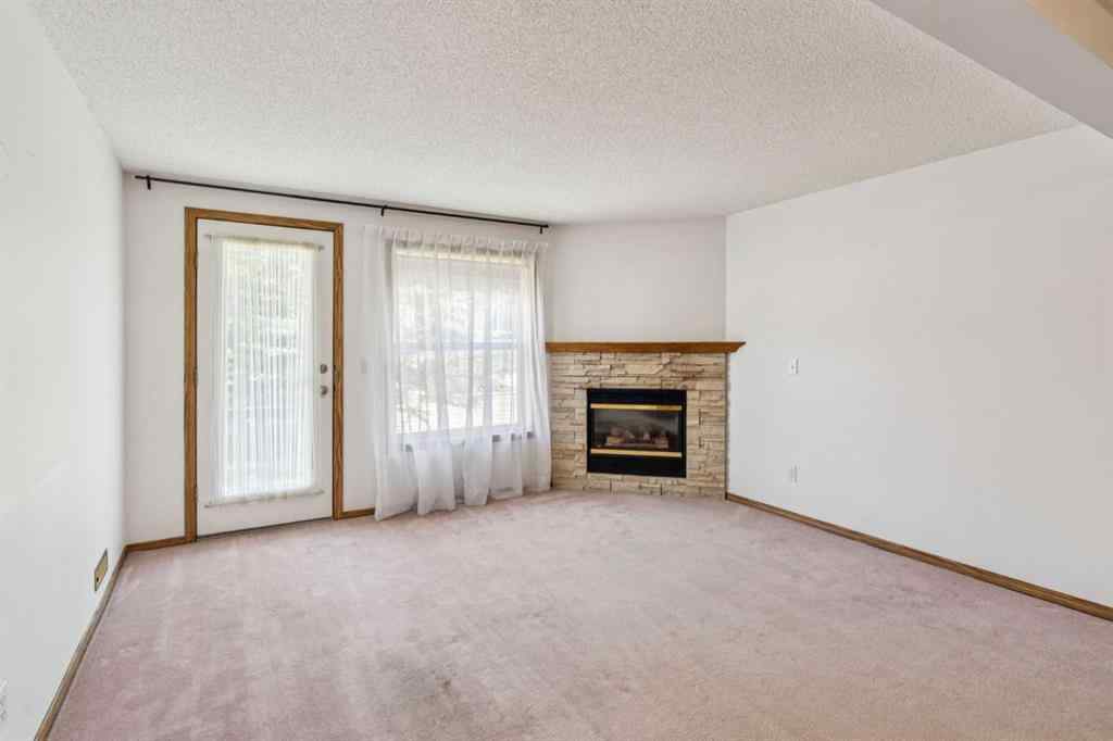 MLS® A2251429 - 38 Somervale Point SW in Somerset Calgary, Residential