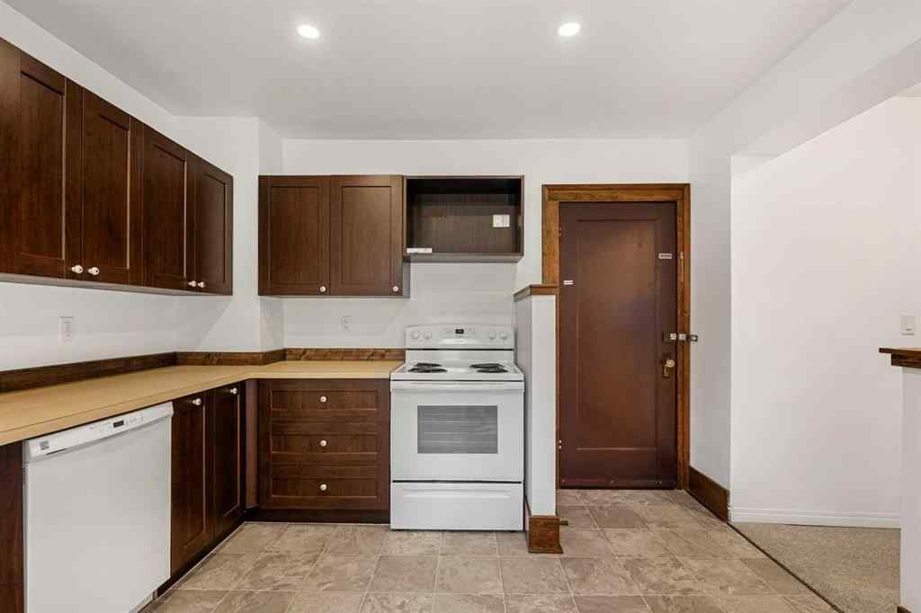 MLS® A2251435 - 1640 15 Street SE in Inglewood Calgary, Residential