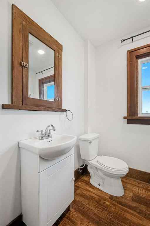 MLS® A2251435 - 1640 15 Street SE in Inglewood Calgary, Residential
