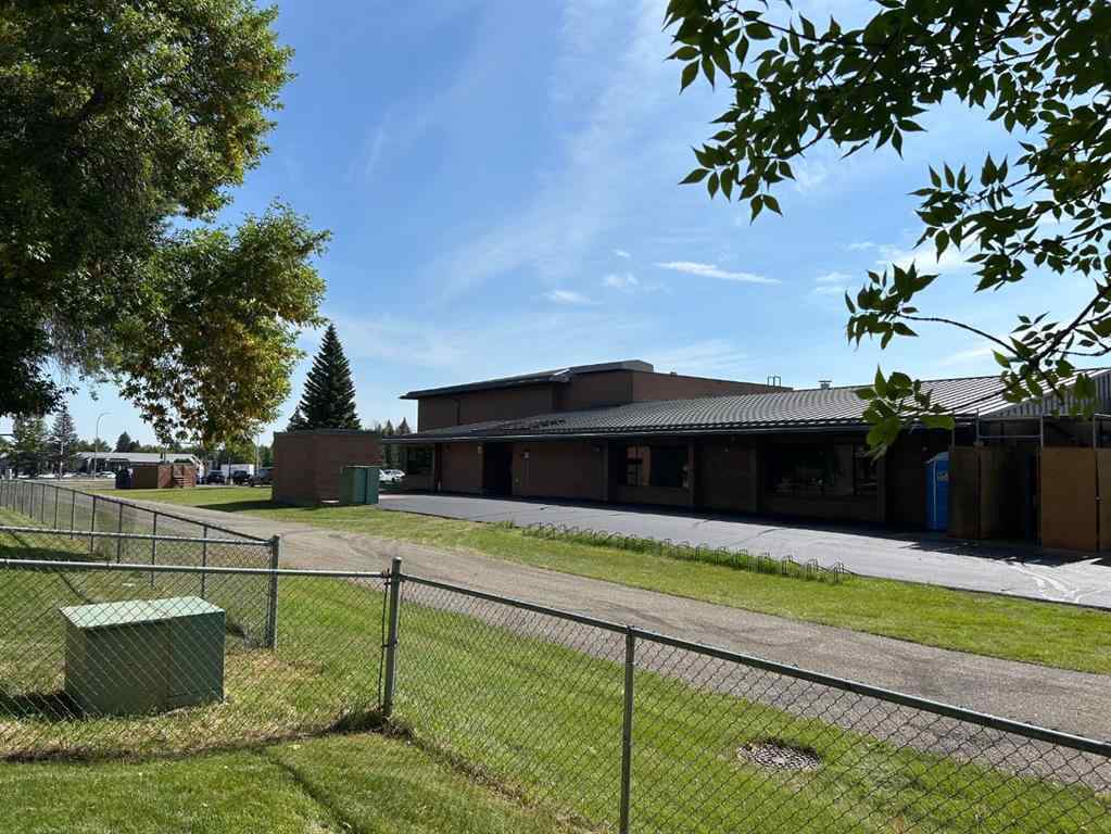 MLS® A2251439 - Unit #308 420 Columbia Boulevard W in Varsity Village Lethbridge, Residential