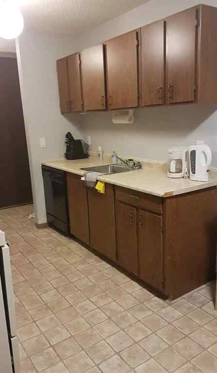 MLS® A2251439 - Unit #308 420 Columbia Boulevard W in Varsity Village Lethbridge, Residential