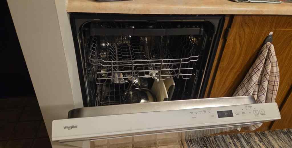 MLS® A2251439 - Unit #308 420 Columbia Boulevard W in Varsity Village Lethbridge, Residential