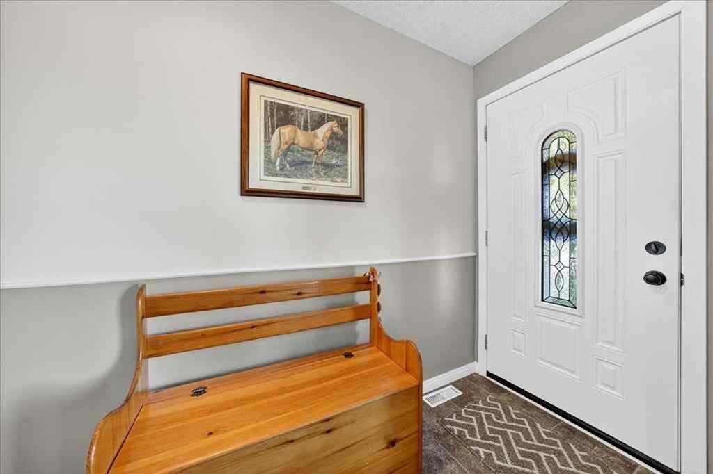 MLS® A2251446 - 6419 26 Avenue NE in Pineridge Calgary, Residential
