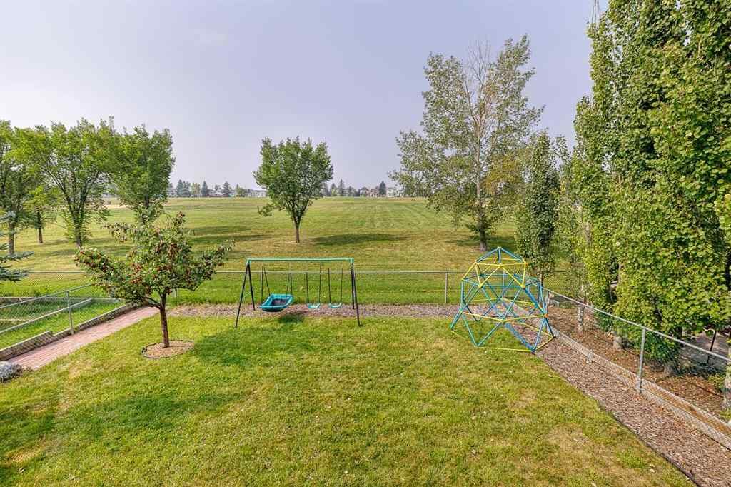 MLS® A2251447 - 7242 Laguna Way NE in Monterey Park Calgary, Residential