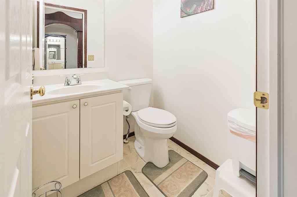 MLS® A2251447 - 7242 Laguna Way NE in Monterey Park Calgary, Residential