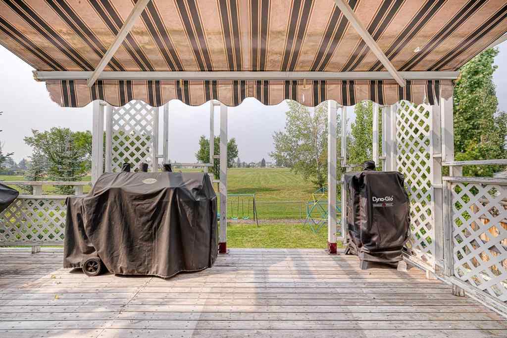 MLS® A2251447 - 7242 Laguna Way NE in Monterey Park Calgary, Residential