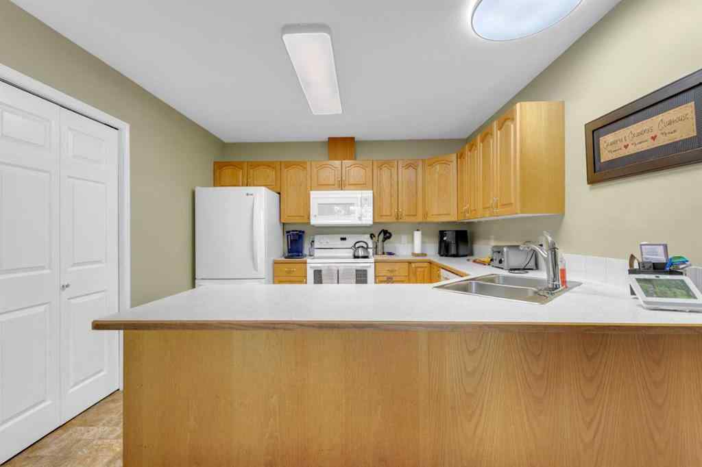 MLS® A2251449 - Unit #B 3621 51 Avenue  in South Hill Red Deer, Residential