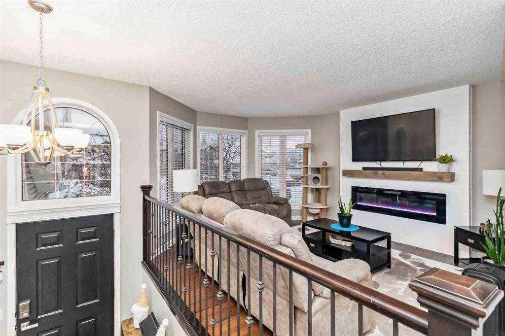 MLS® A2251450 - 143 Breukel Crescent  in Timberlea Fort McMurray, Residential