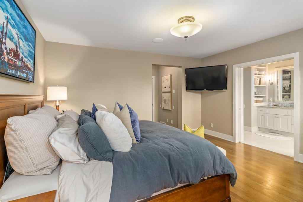 MLS® A2251460 - 4001 18 Street SW in Altadore Calgary, Residential