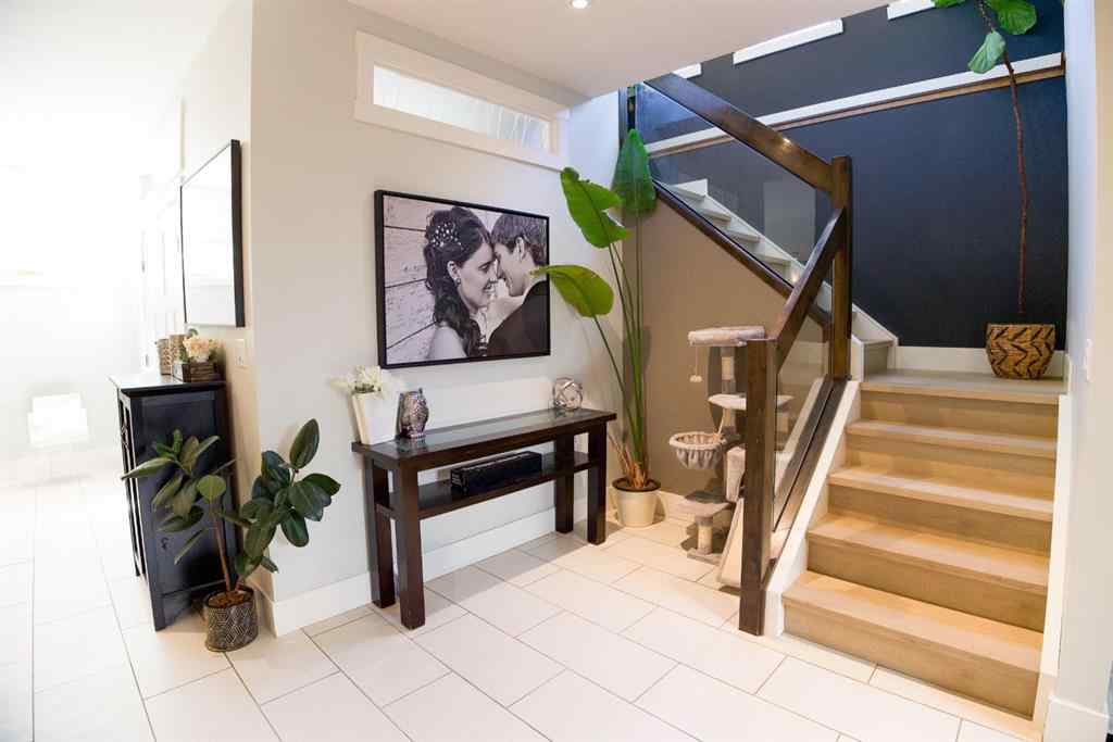 MLS® A2251464 - 7102 Cobb Street  in Henner\'s Landing Lacombe, Residential