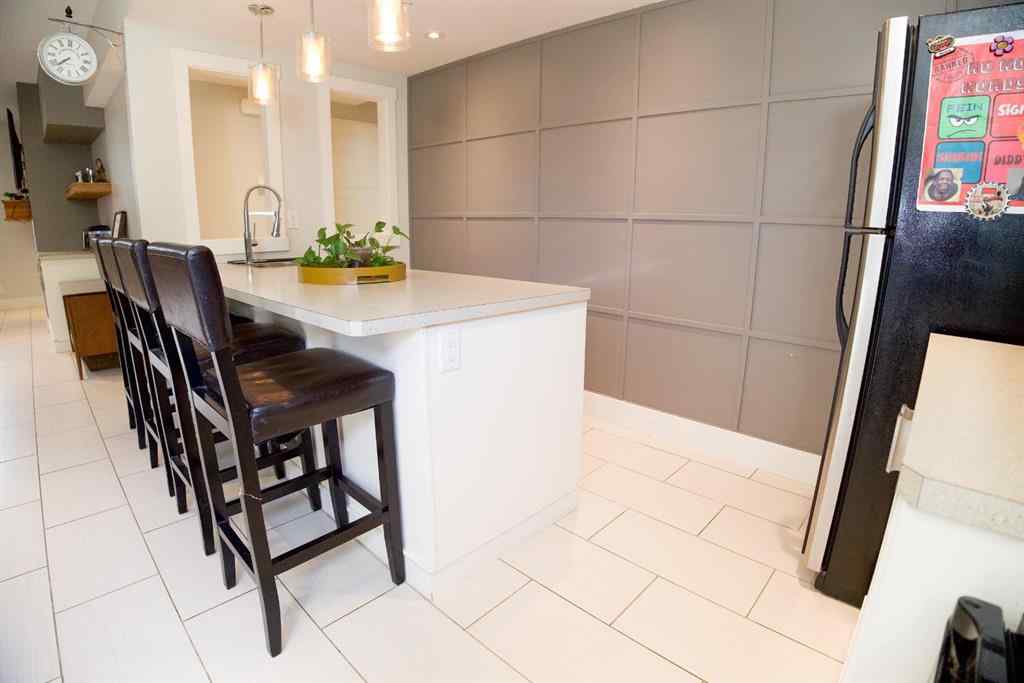 MLS® A2251464 - 7102 Cobb Street  in Henner\'s Landing Lacombe, Residential