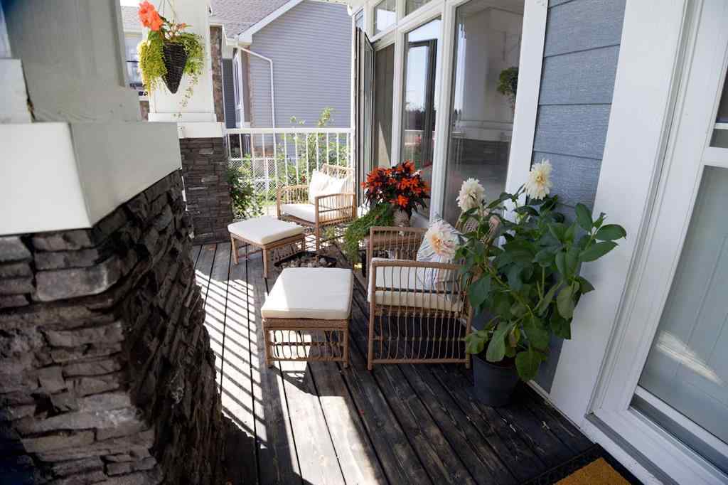 MLS® A2251464 - 7102 Cobb Street  in Henner\'s Landing Lacombe, Residential